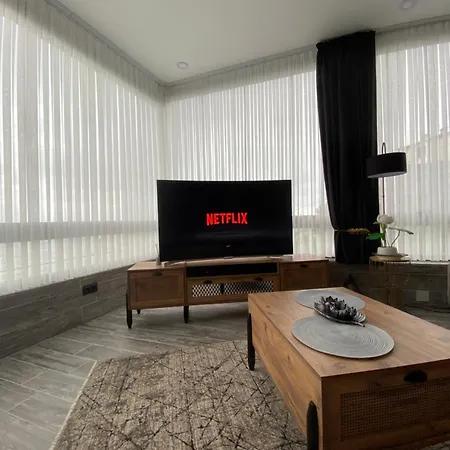 Fenix Loft Aparthotel *